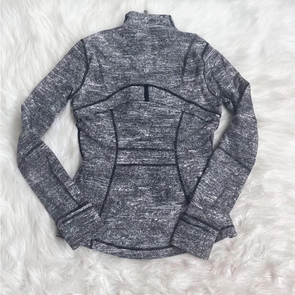 Lululemon Define Jacket in Rush Jacquard Black White - Size 6